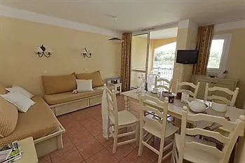 Hotel Pierre & Village Club Cannes 3*