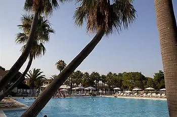 Hotel Pierre & Village Club Cannes 3*